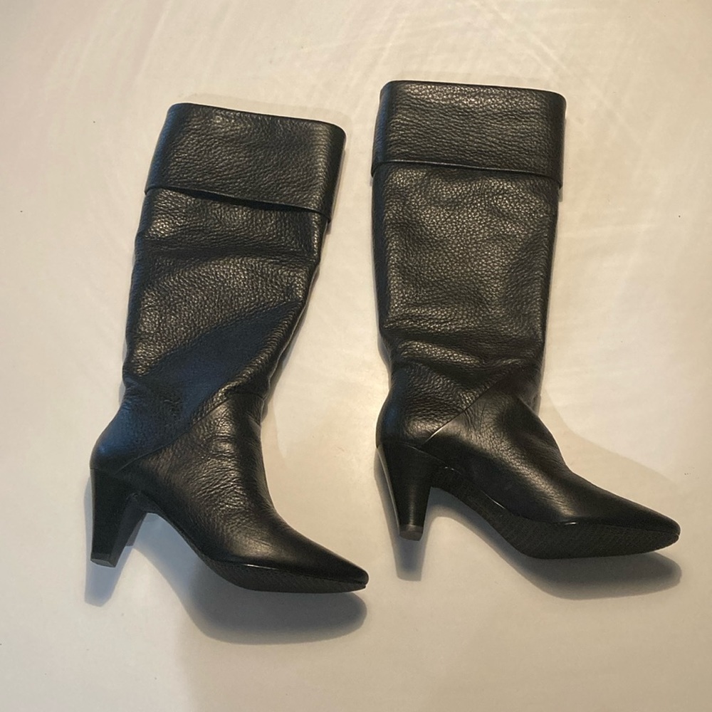 New Tahari Gentry Leather Boots Size 8.5M